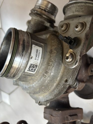 Volvo V40 XC40 V60 XC60 2.0 turbó 31492968