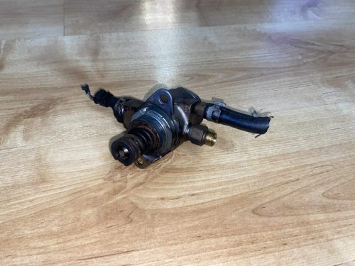 Volkswagen Passat B7, Golf VI TSI magasnyomású 03C127026M