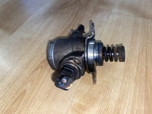 Volkswagen Passat B7, Golf VI TSI magasnyomású 03C127026M
