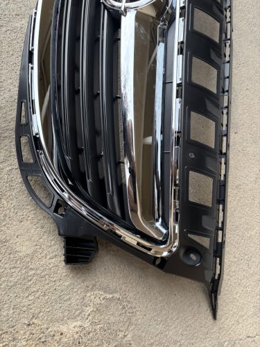 Opel Insignia A facelift hűtőrács 13475415 22787082 22787081