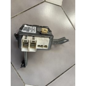 Toyota Avensis T25 kormánymű elektronika 89650-05050