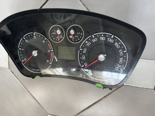 Ford Fiesta, Connect km óracsoport VP6S6F-10894