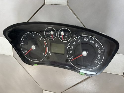 Ford Fiesta, Connect km óracsoport VP6S6F-10894
