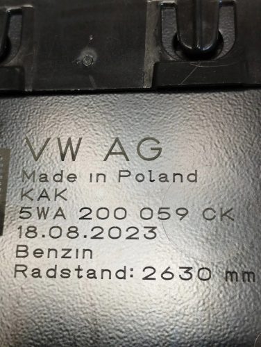Audi S3 A3 8Y üzemanyag cső 5WA200059