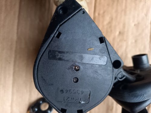 Skoda Fabia I jobb hátsó biztonsági öv 6Y6857448E