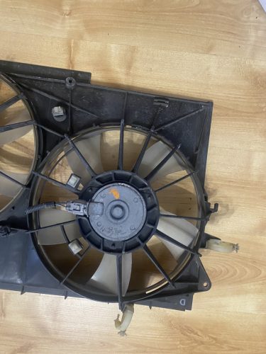 Toyota RAV 4 hűtőventilátor 1680009170