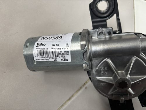 Volkswagen Golf VII hátsó ablaktörlő motor 5G0955711A
