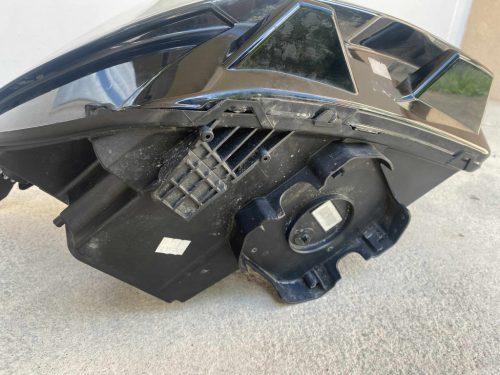 Opel Grandland X jobb első fényszóró YP00162680