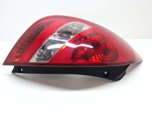 Hyundai i20 Bal hátsó lámpa 924014p000