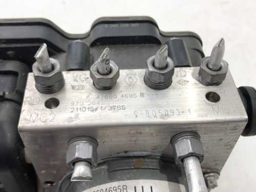 Renault Clio V ABS kocka 476604695R