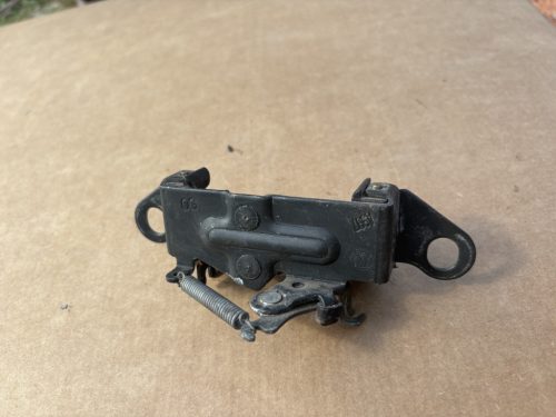 Alfa Romeo 156 csomagtér zár