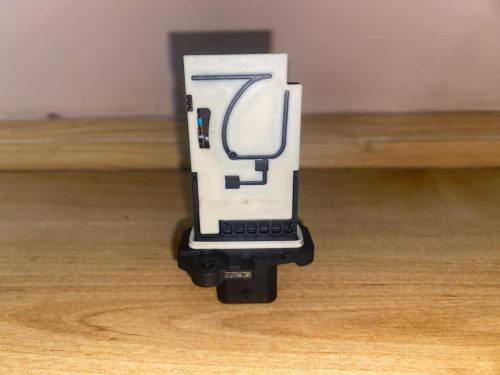 BMW 2 F45 F46, 3 F30 F31 F35 légtömegmérő 13628570107