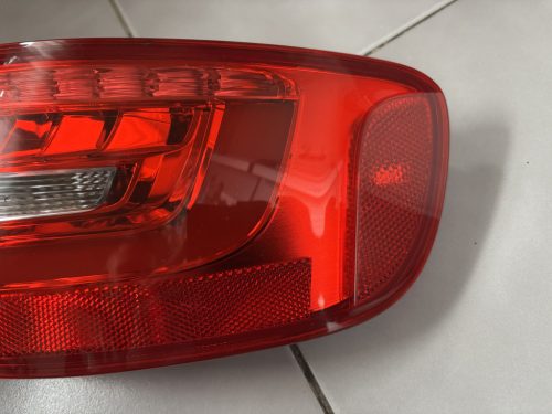 Audi A4 B8 Avant jobb hátsó lámpa 8K9945096D