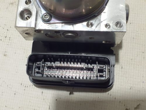 Lexus NX H20 ABS kocka 4405078360
