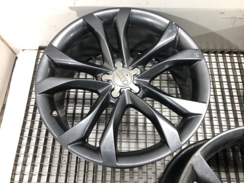 Audi A6 C7 R20 20 9J 5X112 ET45 57.1 alufelni szett 