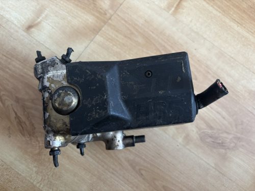 Mercedes-Benz C-osztály W202, E-osztály W124 ABS kocka 0265200043