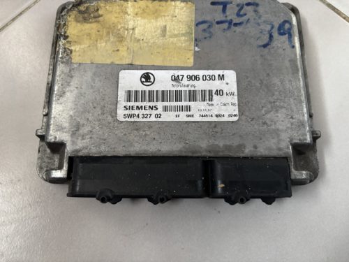 Skoda Felicia 1.3 motorvezérlő elektronika 047906030M