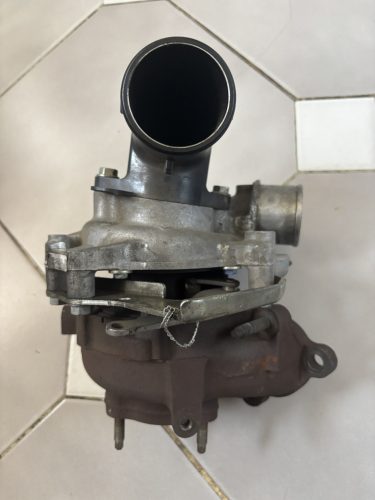 Toyota Avensis T27 2.0 D4D turbó 17201-0R080