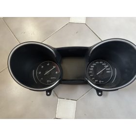 Alfa Romeo Stelvio km óracsoport 50559283