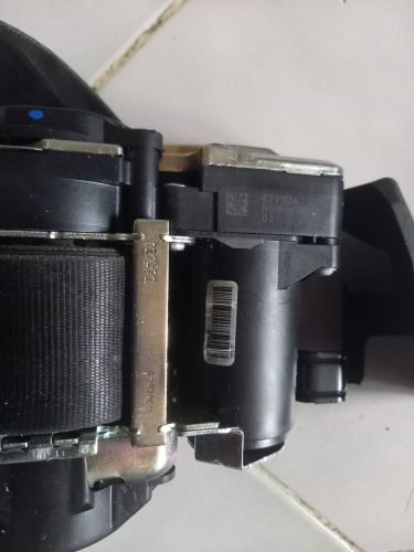 Volvo S90, V90 bal első biztonsági öv P31675242