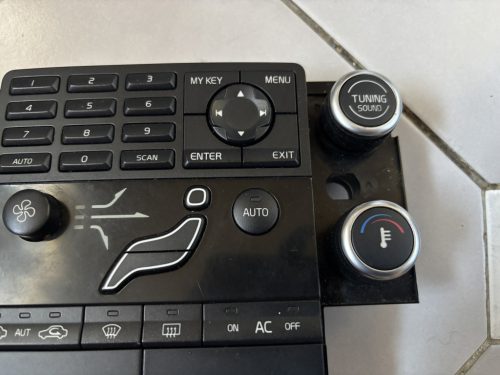 Volvo XC70, V70 fűtés, klíma panel 30782282