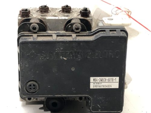 Mitsubishi Outlander ABS kocka MB4-2WDCH-6X18-1