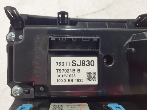 Subaru Forester SK Klímapanel, fűtéskapcsoló 72311SJ830