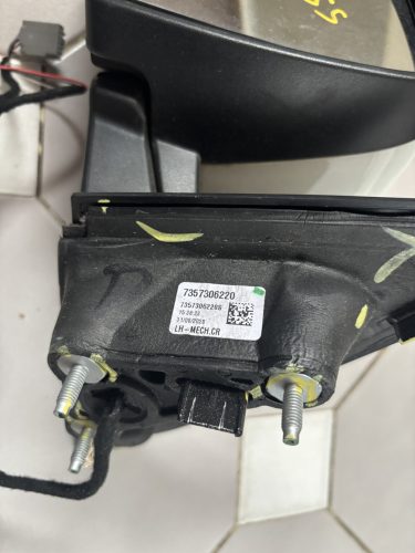 Jeep Compass bal oldali visszapillantó tükör 7357306220