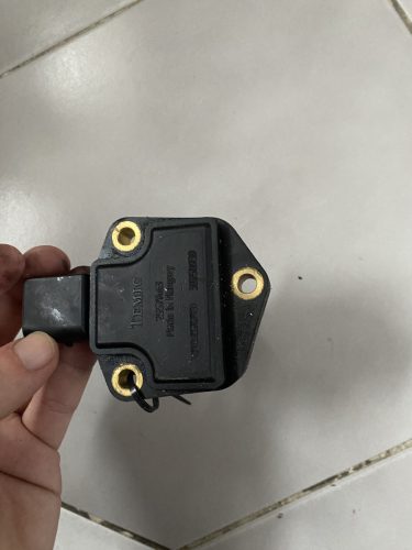 Volvo XC90 olajszint jeladó, légtömegmérő 30677999, 30750939