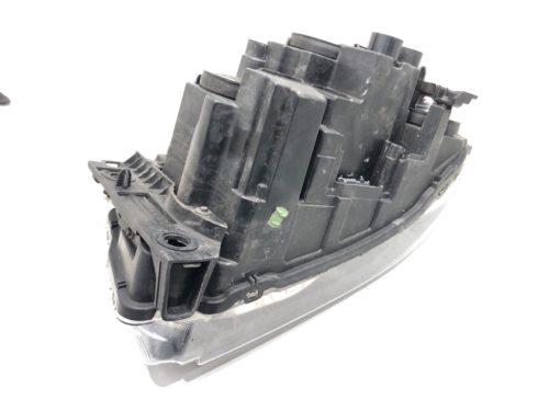 Land Rover Range Rover Jobb első lámpa, fényszóró CH32-13W029-EA