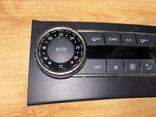 Mercedes-Benz C-osztály W204 fűtés, klíma vezérlő panel A2049003803 