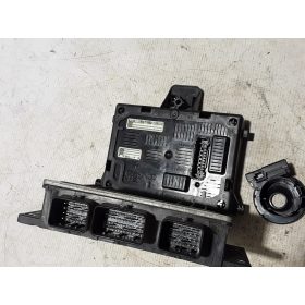   Renault Clio III Motorvezérlő szett 8200399038, 8200652286, 8200214173D