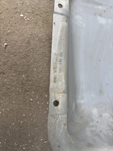 Opel Astra F csomagtér ajtó zár burkolat 90341342