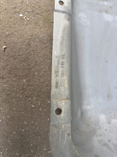 Opel Astra F csomagtér ajtó zár burkolat 90341342