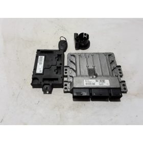 Dacia Duster Motorvezérlő szett 237104643r, 284B12330R