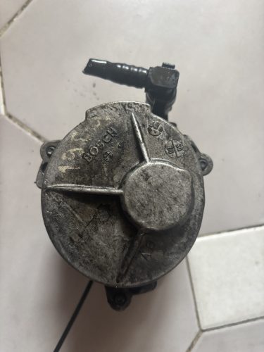 Renault Scenic II, Megane II vákuumpumpa D163451323