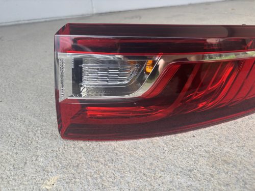 Renault Megane IV kombi jobb külső hátsó lámpa 265501150R