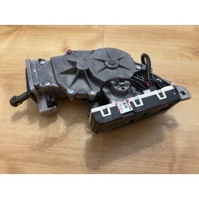   Mercedes C-osztály W204 kombi csomagtér ajtó nyitó motor a2048202242