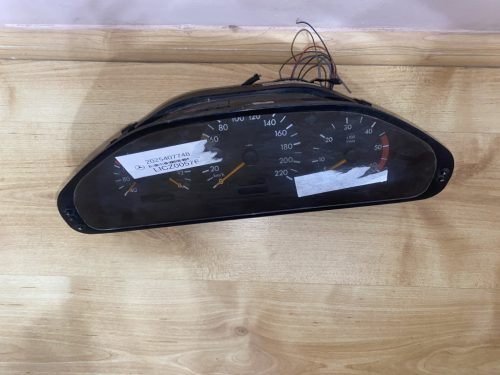 Mercedes-Benz W202 km óra 2025407748