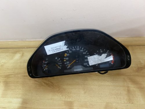Mercedes-Benz W202 km óra 2025407748