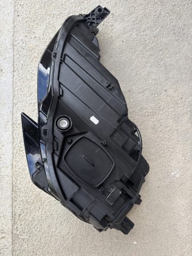 Audi A3 8Y jobb első lámpa, fényszóró 8Y0941012