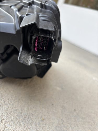 Audi A3 8Y jobb első lámpa, fényszóró 8Y0941012