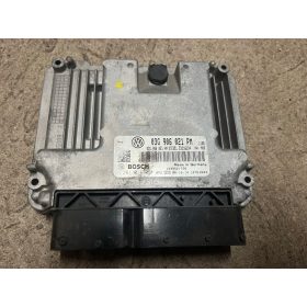 Volkswagen Golf Motorvezérlő 0281014061