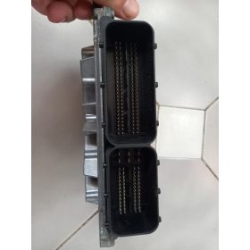   Volvo C30, C70, S40, V50 2.5 T5 motorvezérlő elektronika 30650454 0261209038