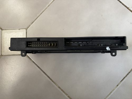 BMW X1 E84 BCM modul 9305736