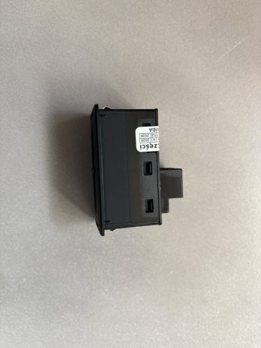 Audi S3 A3 8Y csomagtér ajtó nyitó kapcsoló 4G0959831D