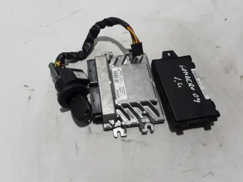 Dacia Sandero Motorvezérlő szett 8200826300, 8200856659, 8200296328B