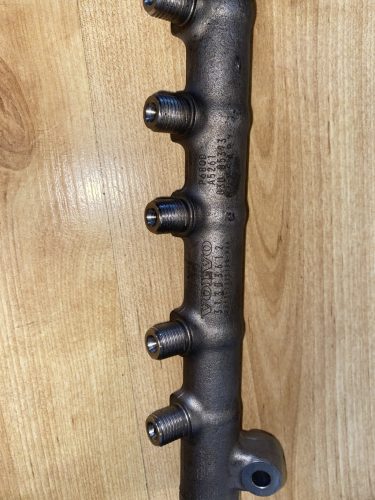 Volvo V60 Rail cső 31303612