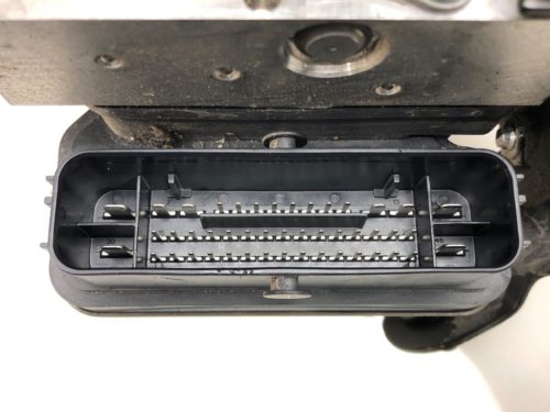 Jaguar XE (X760) ABS kocka HK83-14F447-CF