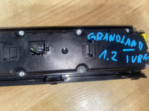 Opel Grandland X fűtés, klíma kapcsoló 98224344YX